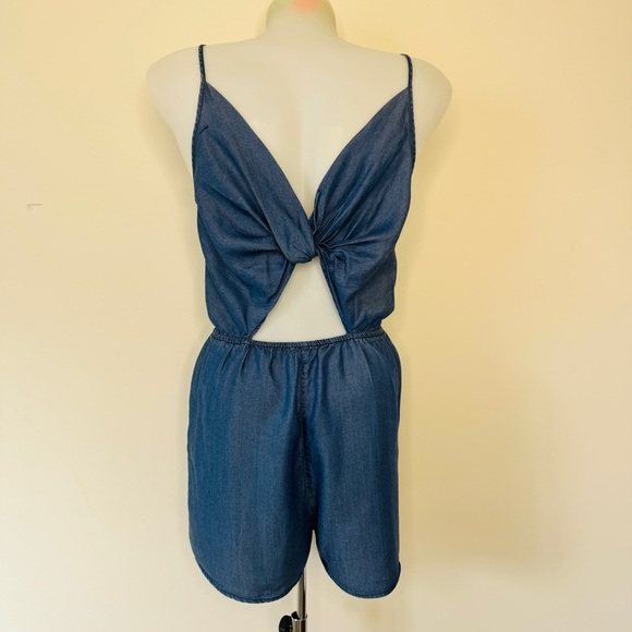 1250C Chambray Romper Blue Denim Jean Jumpsuit Shorts One Piece Boho Beachy Sz S - Picture 4 of 16